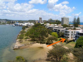 Mariner Cove 1 - Two Bedroom Apartment on Parkyn Parade